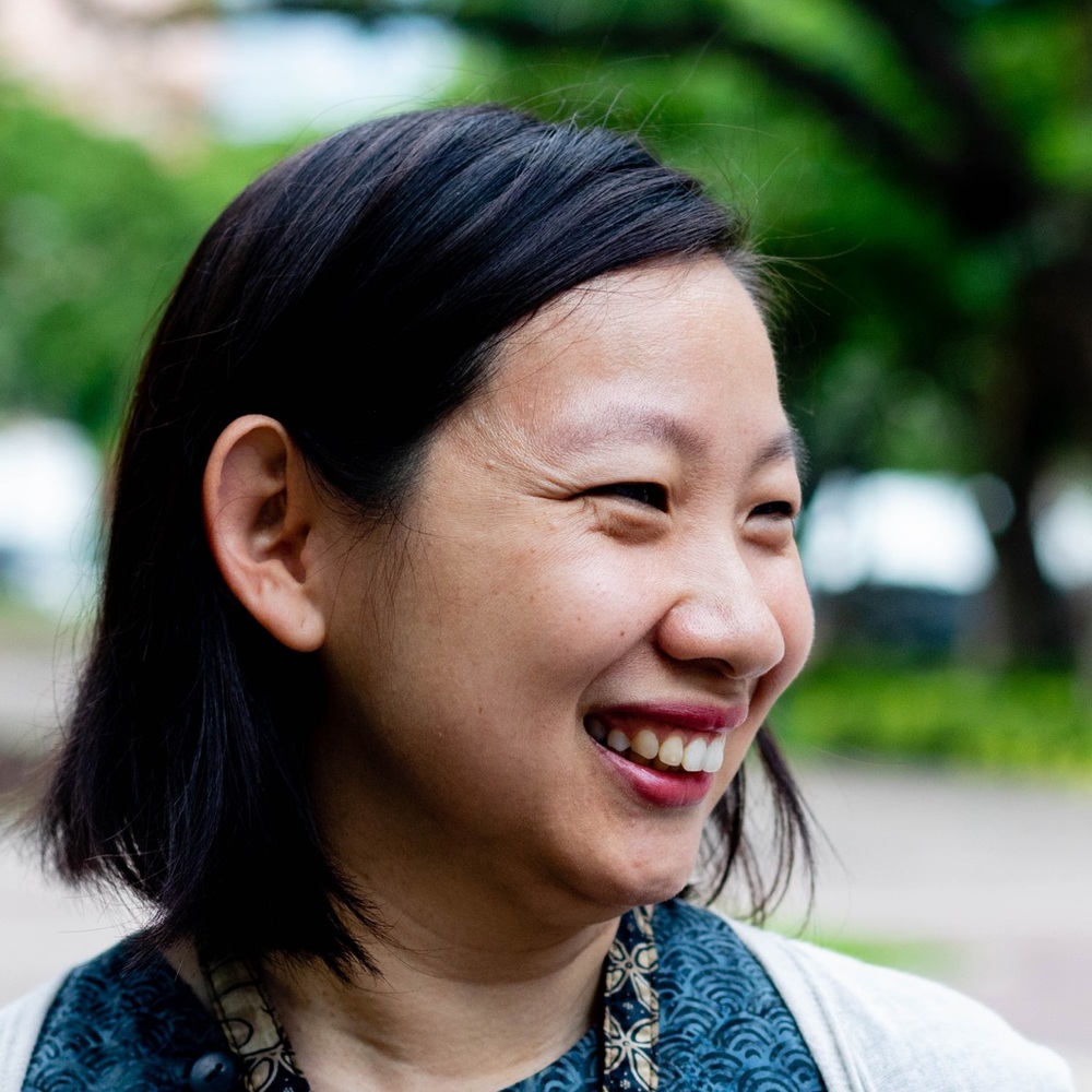 Meet your Posher, Jona
